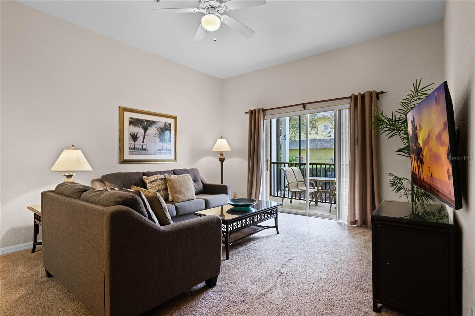 Image 8 of 39 For 312 Lucaya Loop