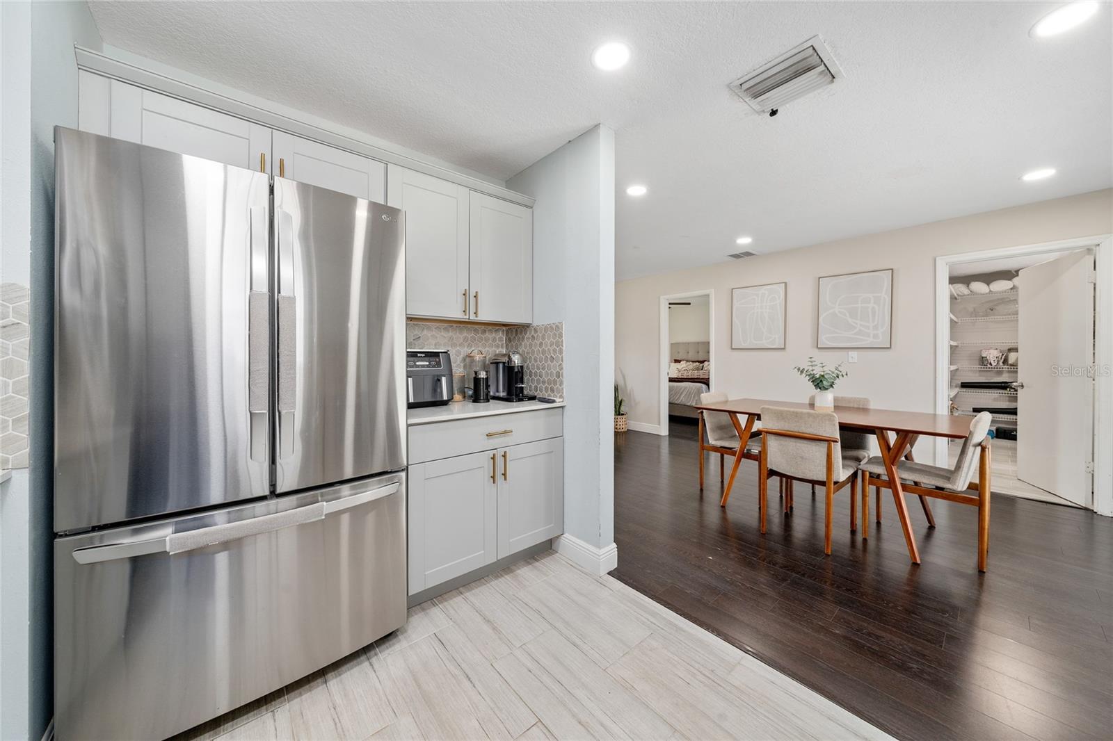 Image 10 of 32 For 6 17 Th St  