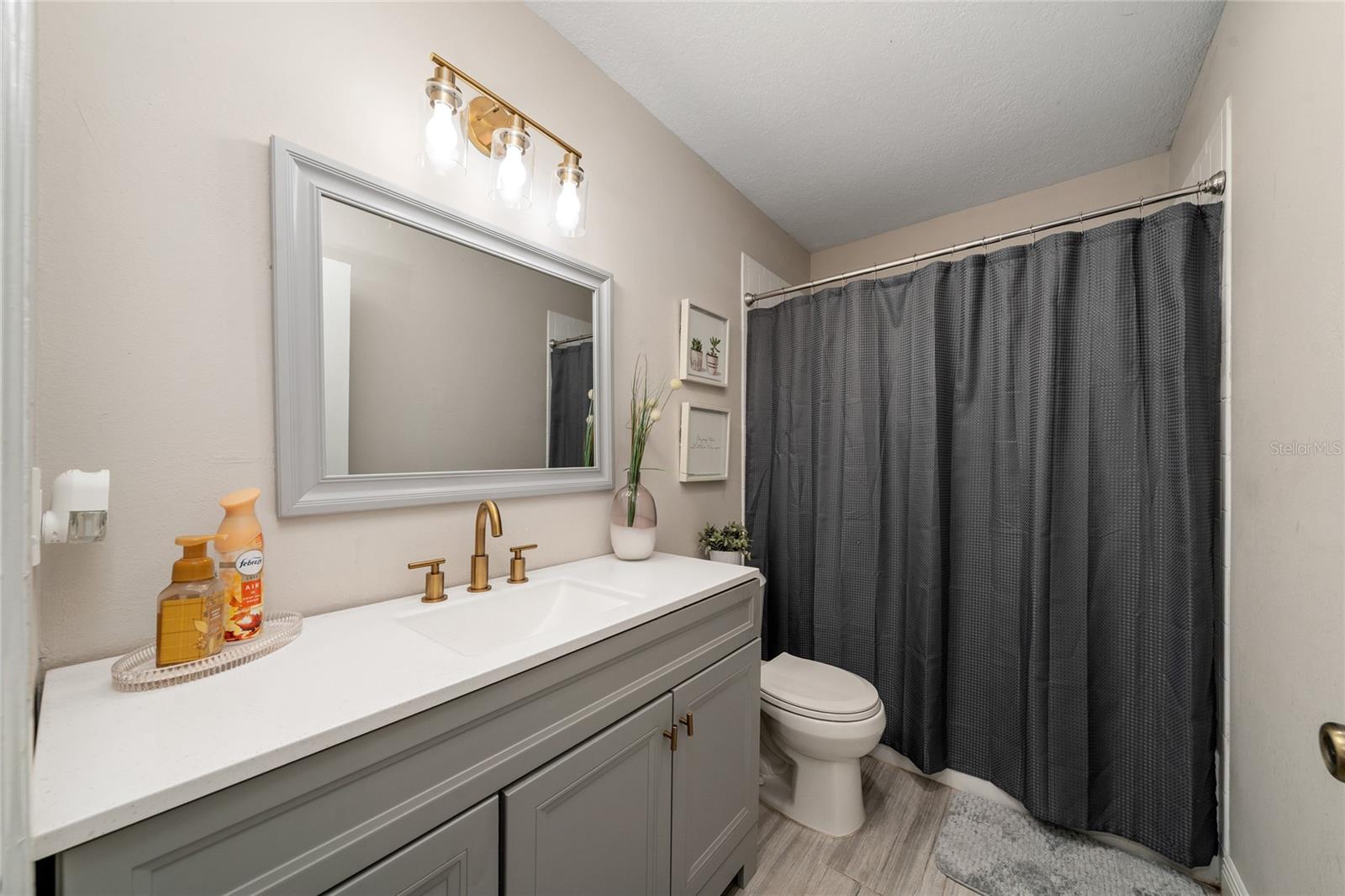 Image 16 of 32 For 6 17 Th St  