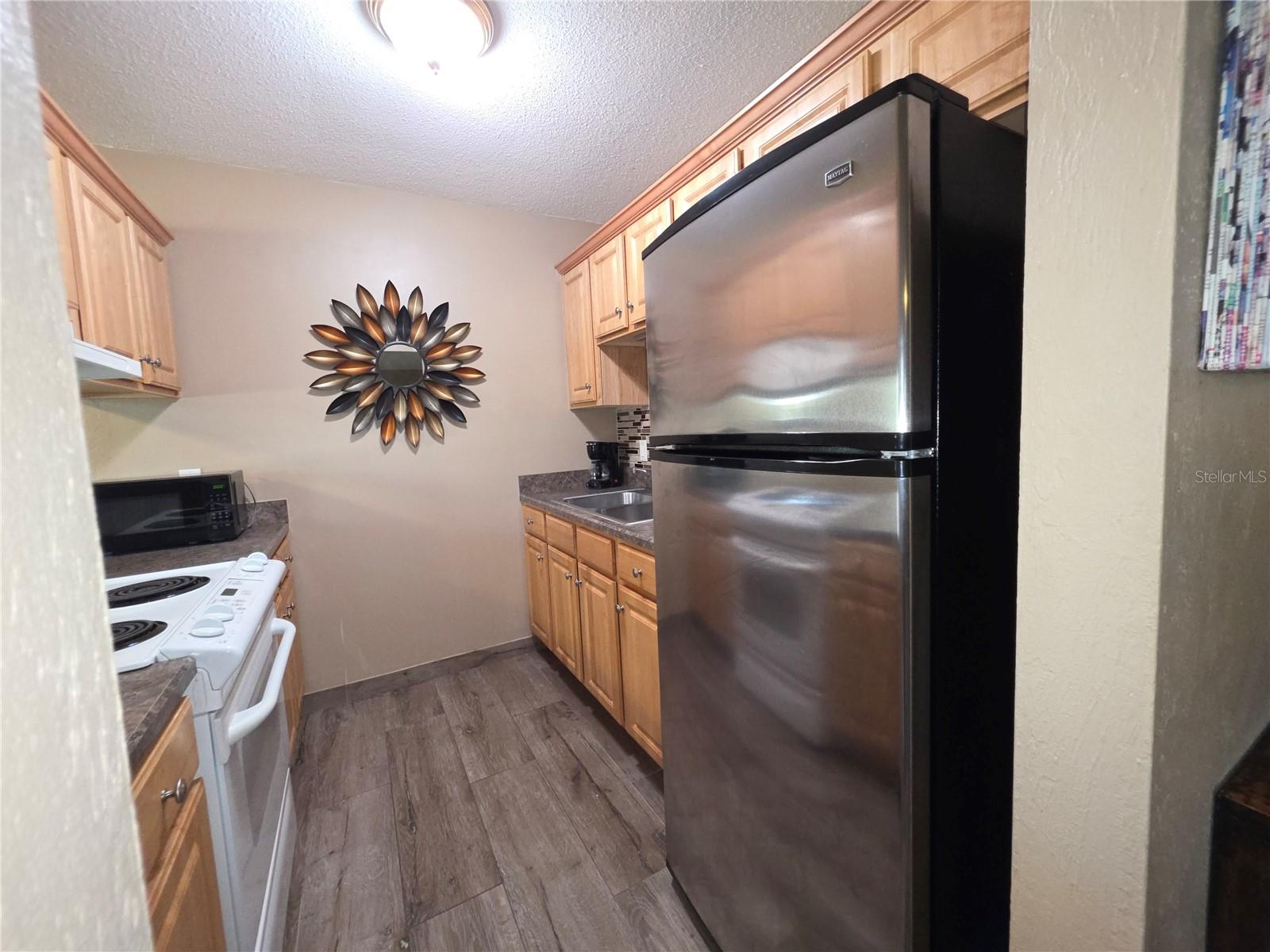 Image 16 of 26 For 400 Oakridge Boulevard 60