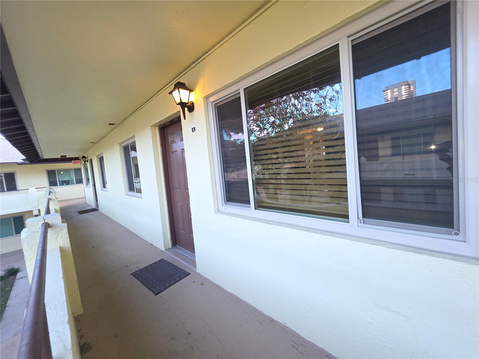 Image 2 of 26 For 400 Oakridge Boulevard 60