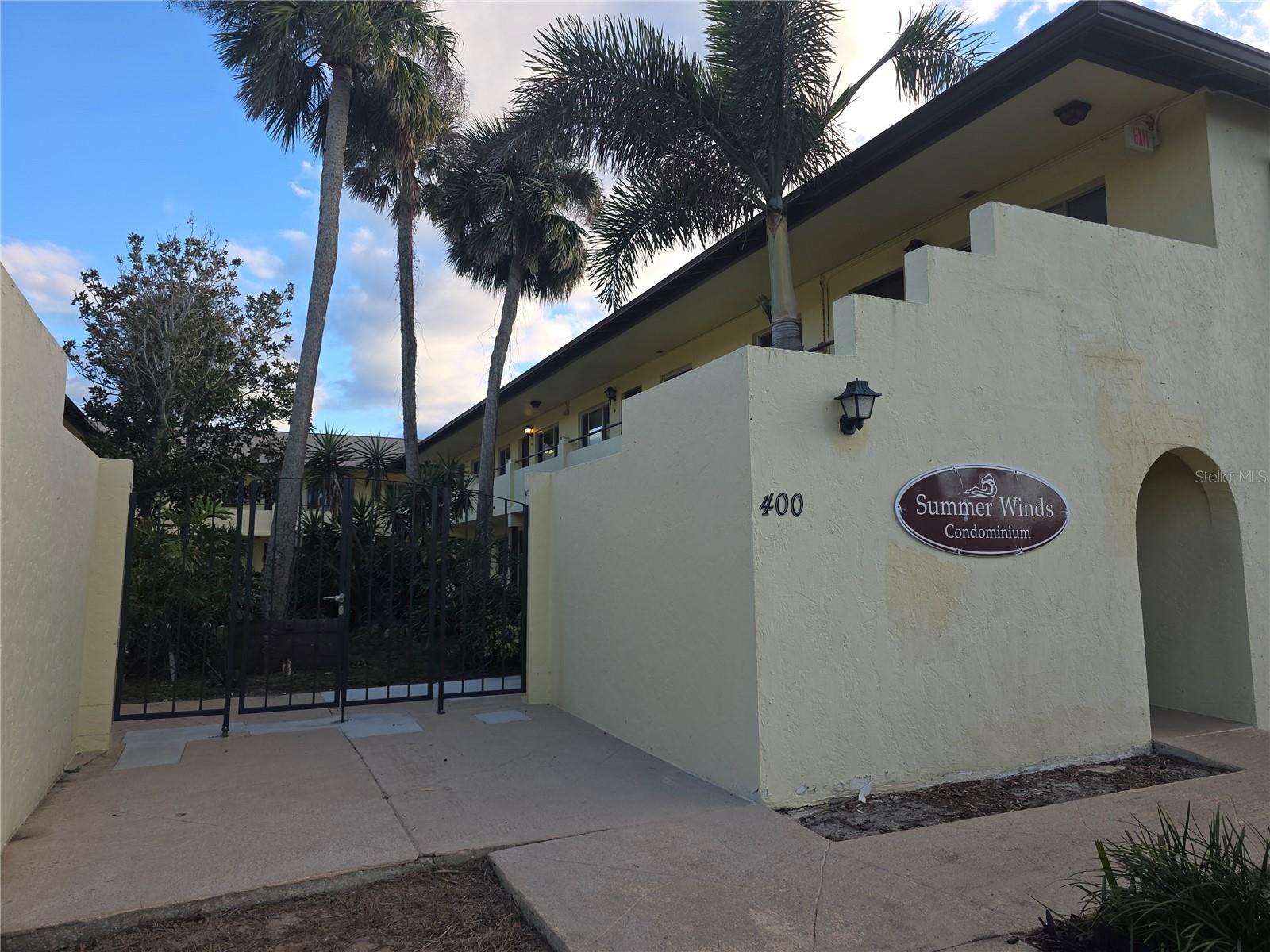 Image 4 of 26 For 400 Oakridge Boulevard 60