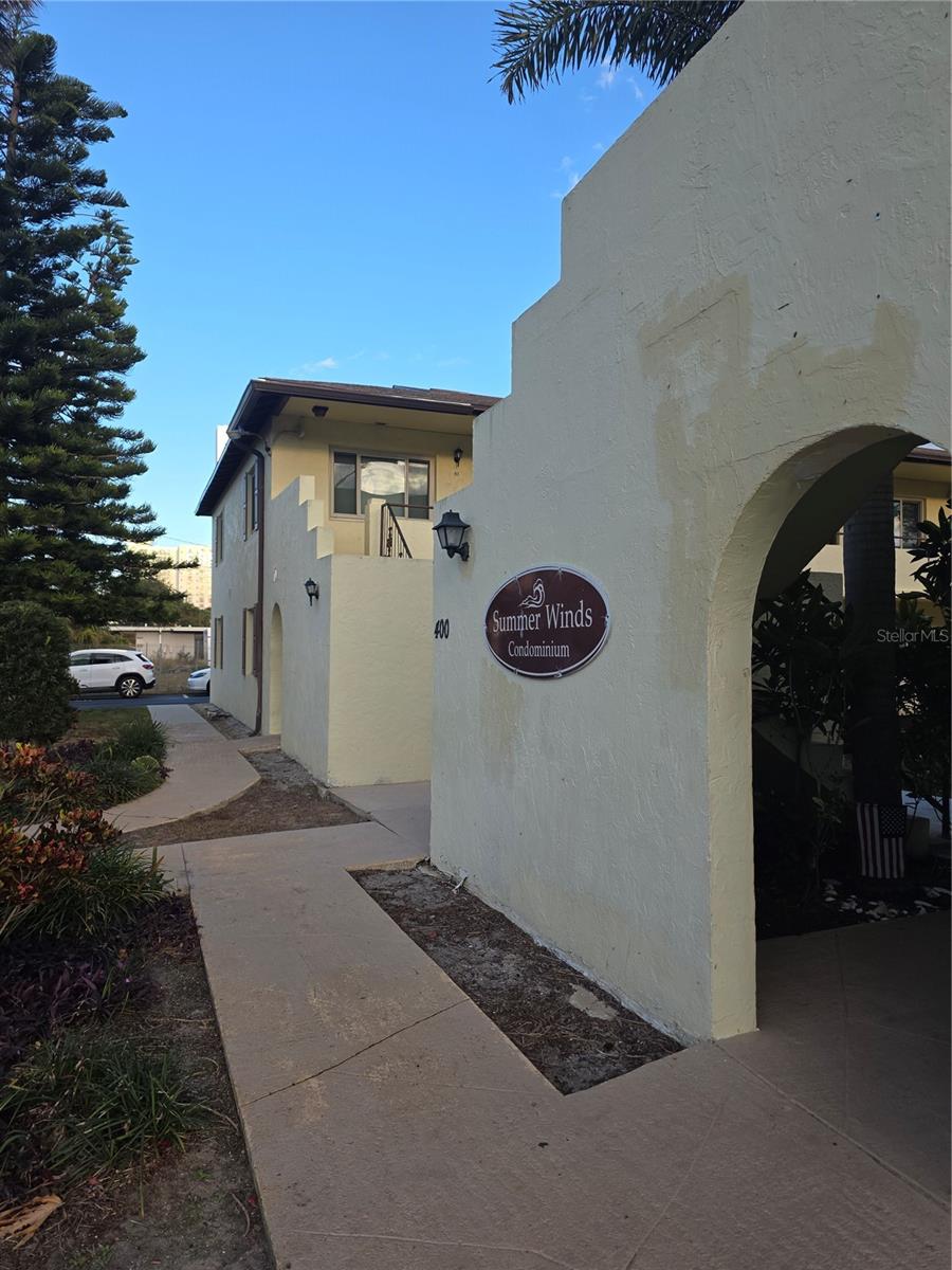 Image 5 of 26 For 400 Oakridge Boulevard 60