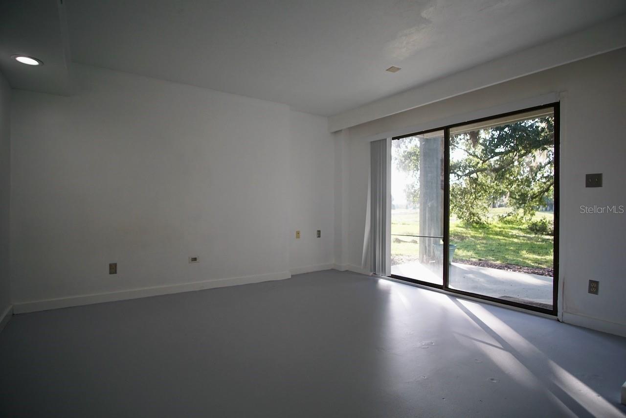 Image 3 of 14 For 5060 Sherwood Lane 5060