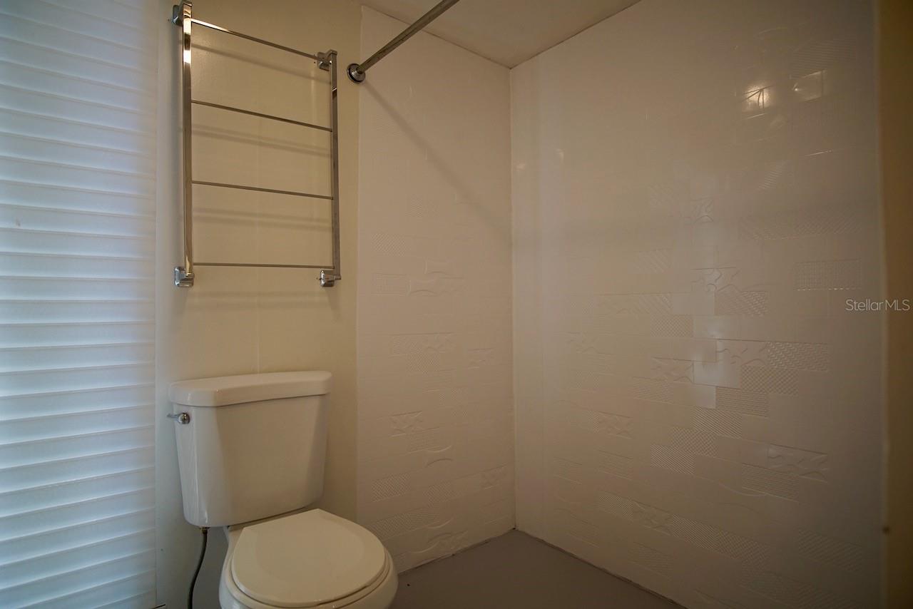 Image 8 of 14 For 5060 Sherwood Lane 5060