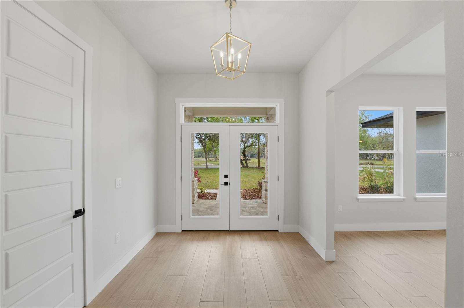 Image 12 of 59 For 1516 Pine Island Road