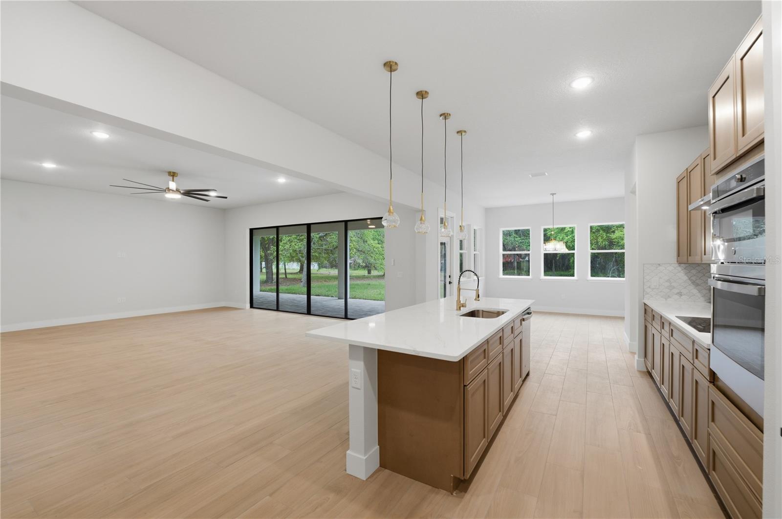 Image 26 of 59 For 1516 Pine Island Road