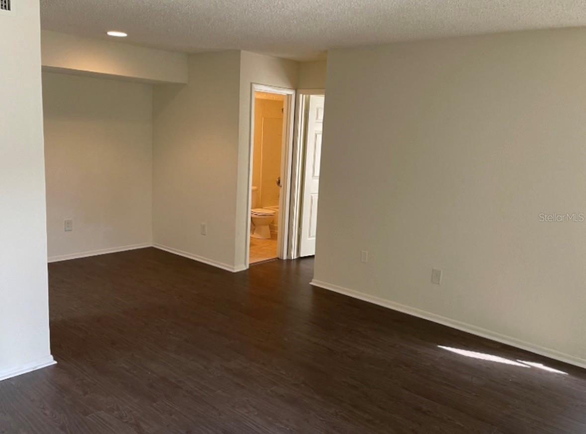 Image 2 of 11 For 3700 Idlebrook Circle 102