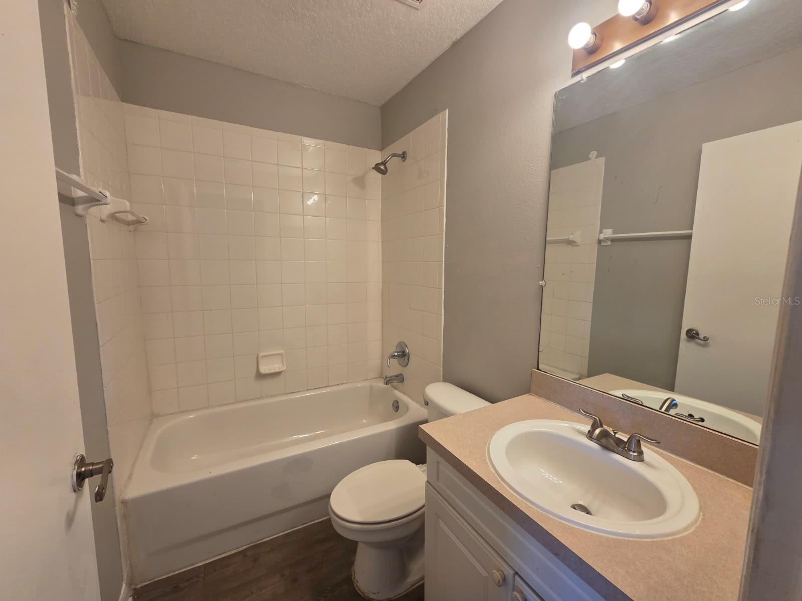 Image 10 of 33 For 475 Caribbean Drive A