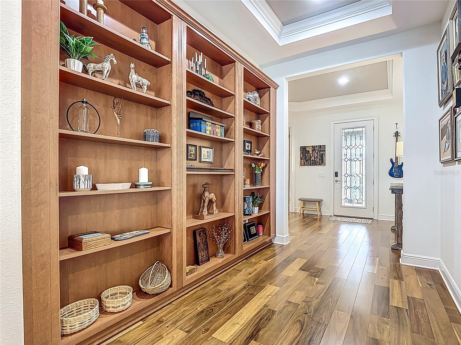 Image 13 of 74 For 364 Treviso Drive