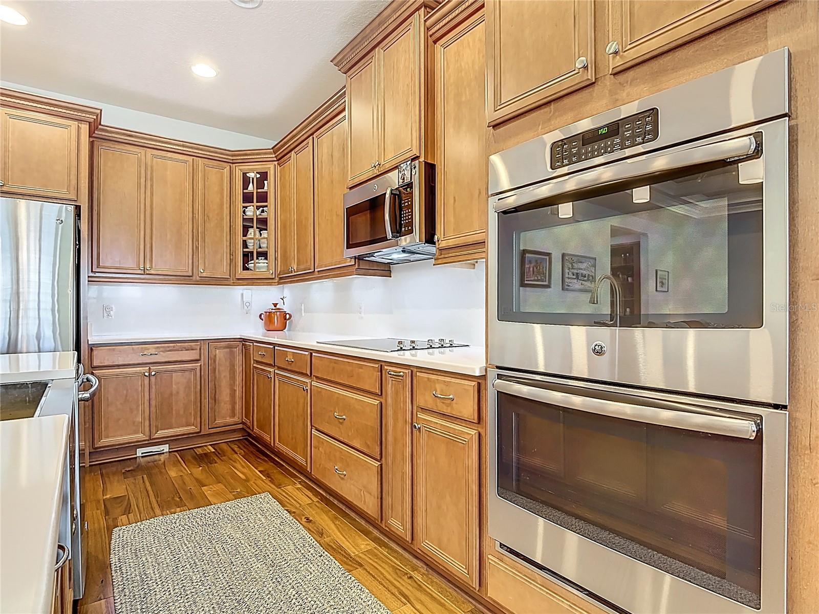 Image 17 of 74 For 364 Treviso Drive