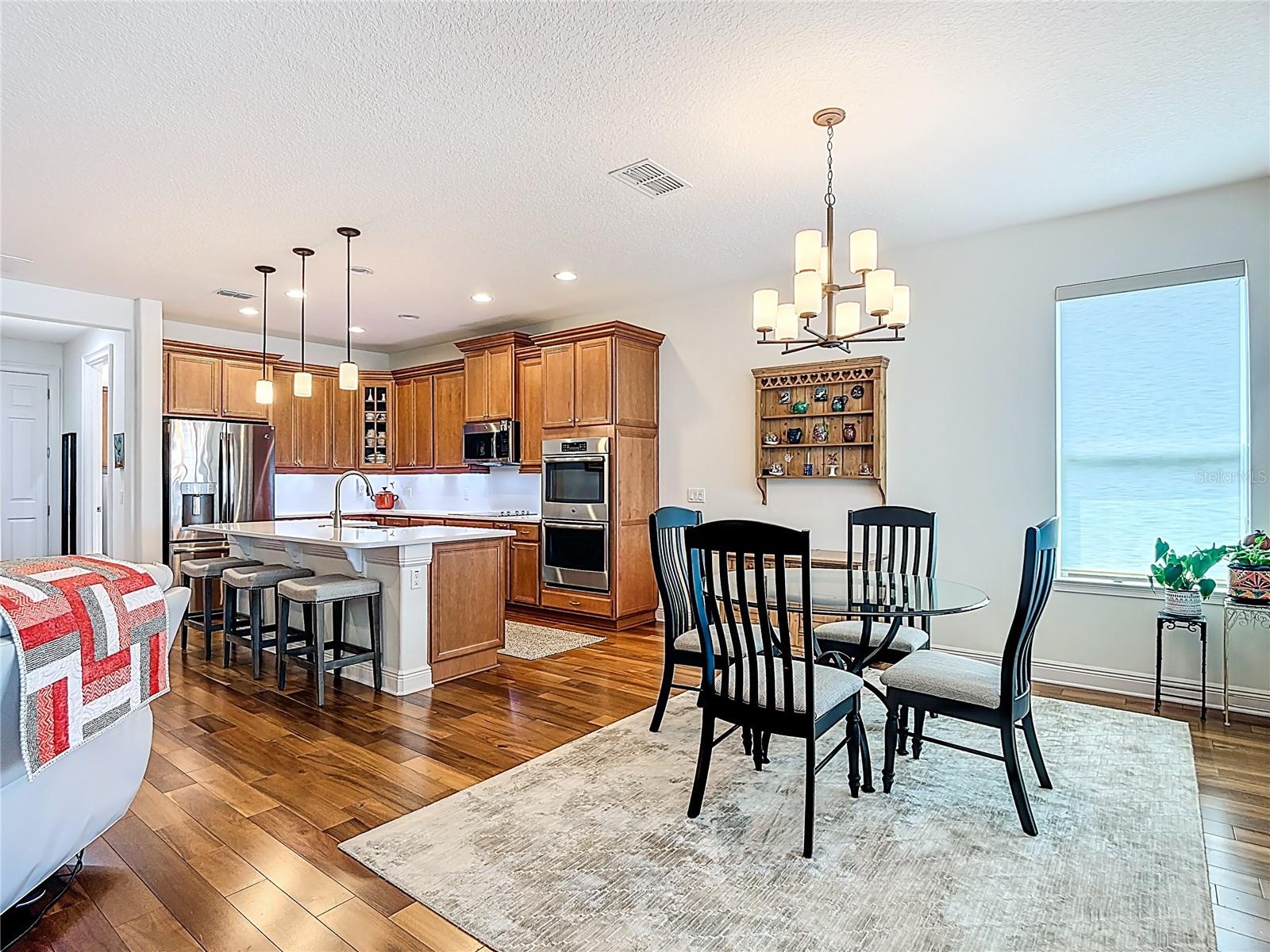 Image 22 of 74 For 364 Treviso Drive