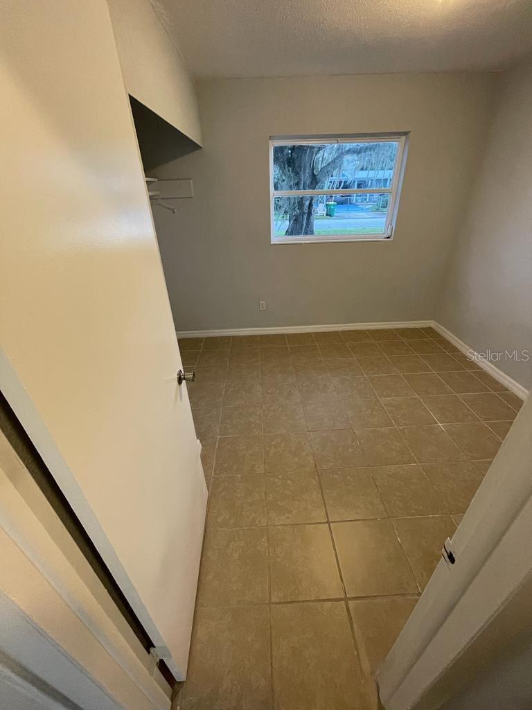 Image 13 of 23 For 2521 Stratford Drive