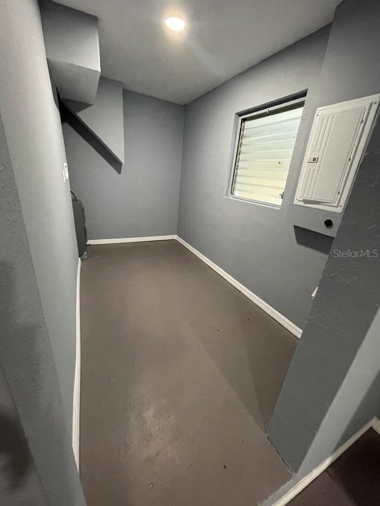 Image 15 of 23 For 2521 Stratford Drive