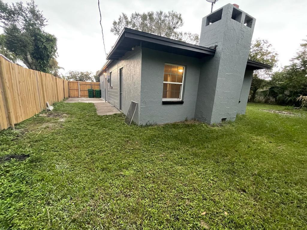 Image 18 of 23 For 2521 Stratford Drive