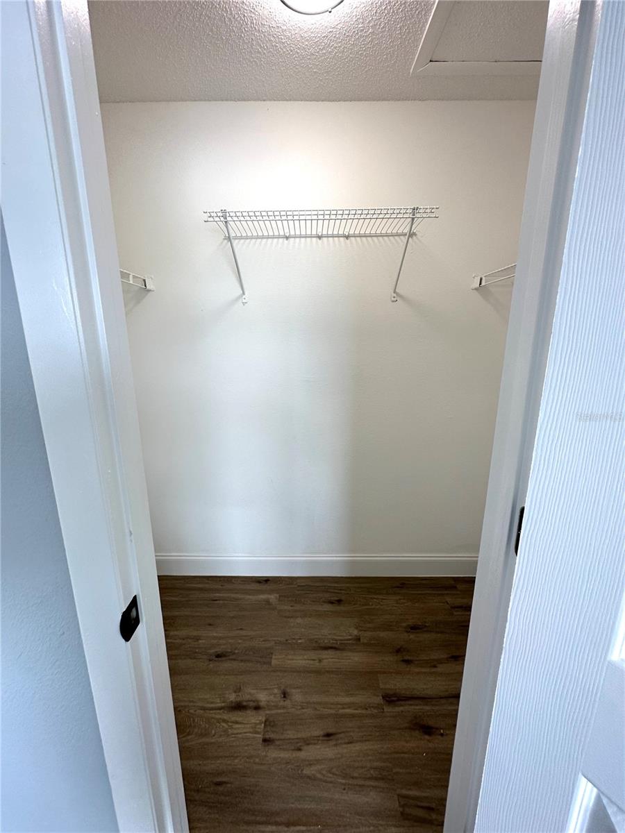 Image 20 of 29 For 1201 Bermuda Lakes Lane 205