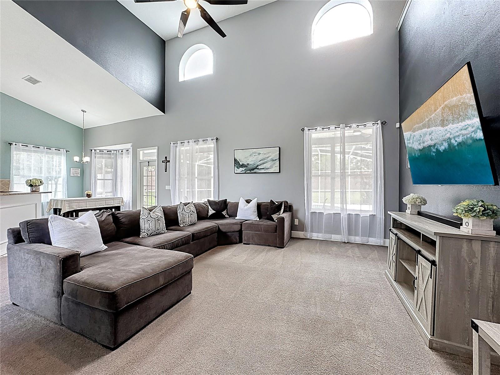 Image 19 of 55 For 541 Green Park Court