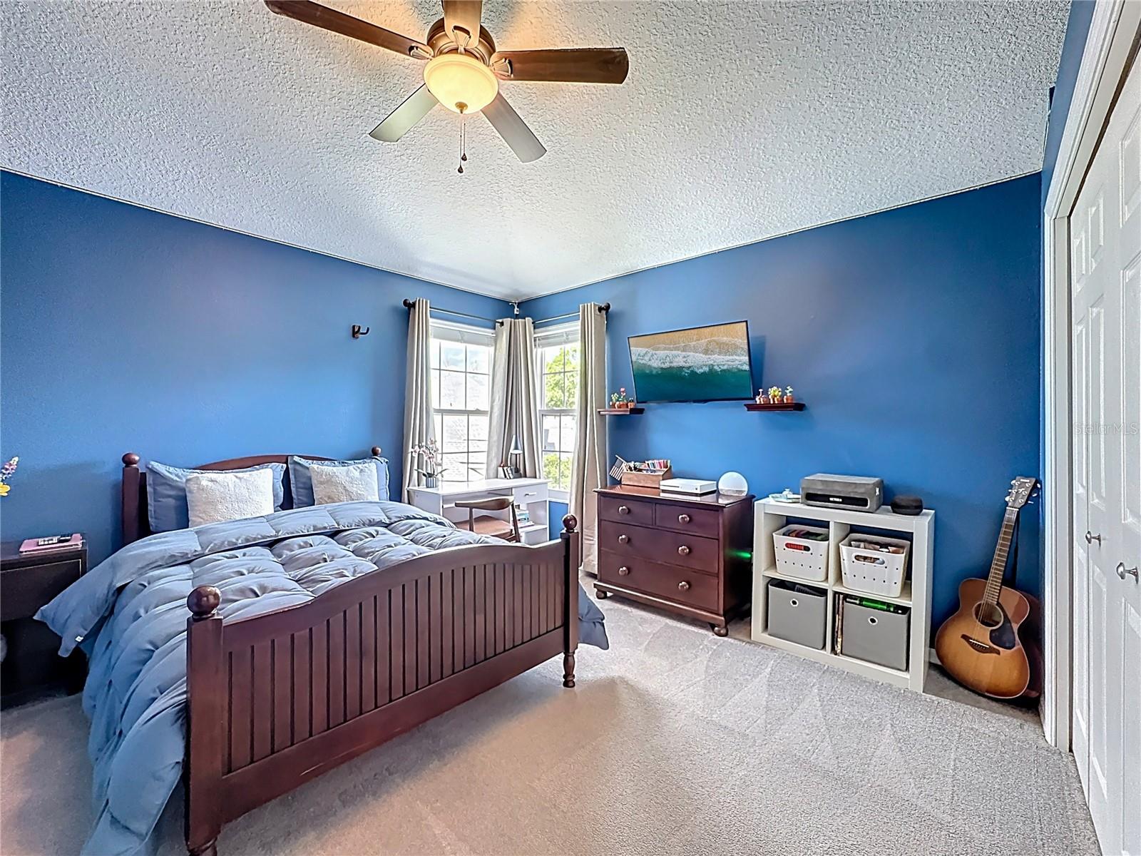 Image 39 of 55 For 541 Green Park Court