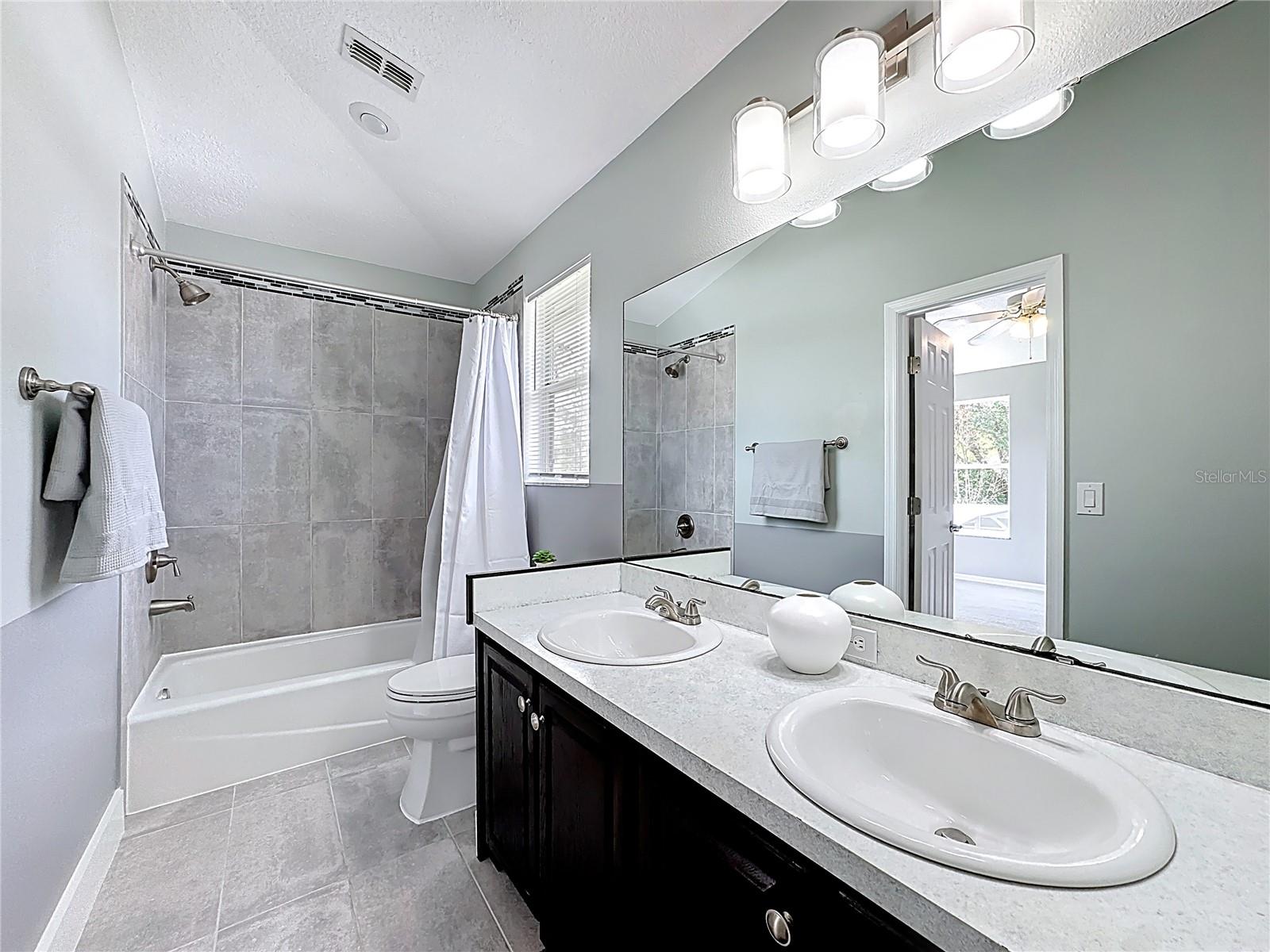 Image 45 of 55 For 541 Green Park Court