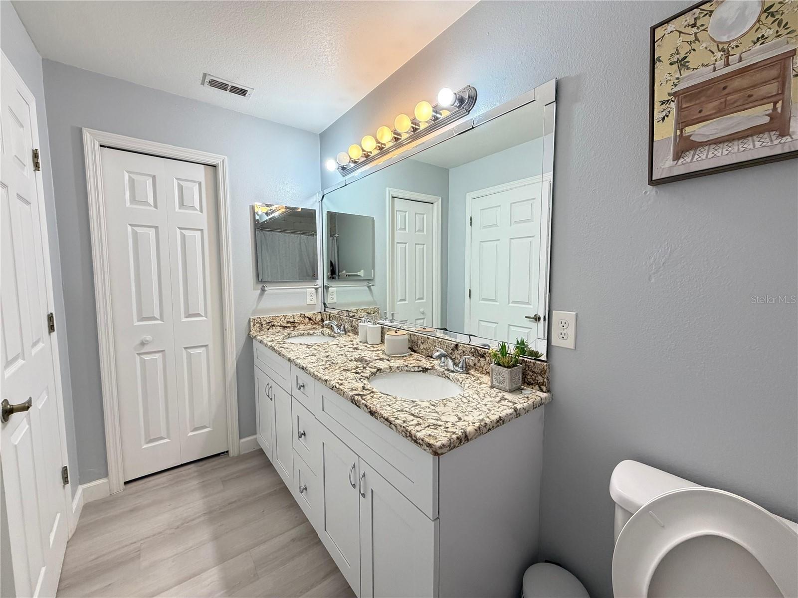 Image 17 of 27 For 1029 Surge Court