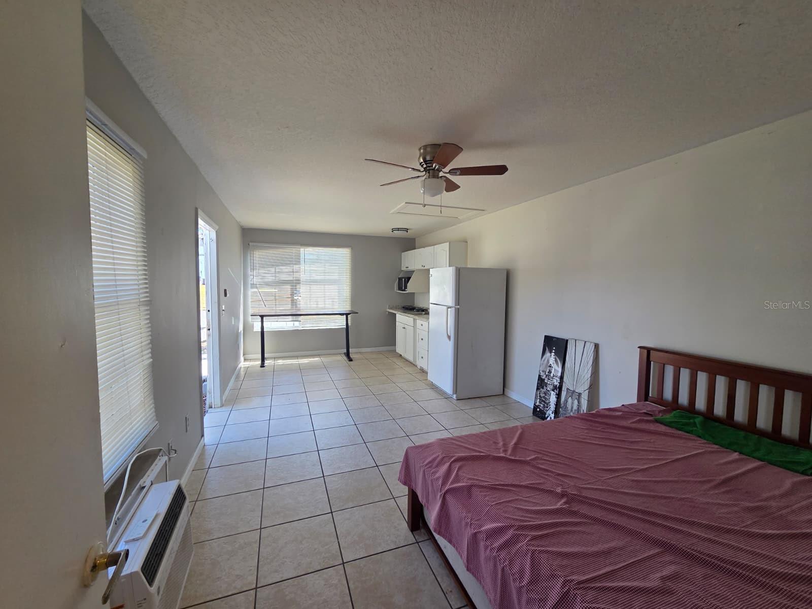 Image 6 of 27 For 475 Caribbean Drive B