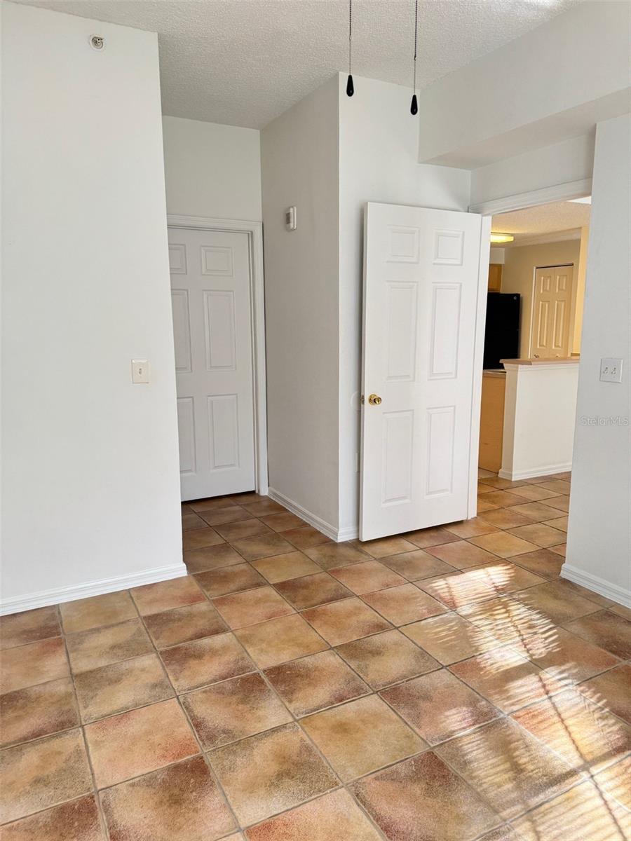 Image 11 of 17 For 10831 Windsor Walk Drive 104