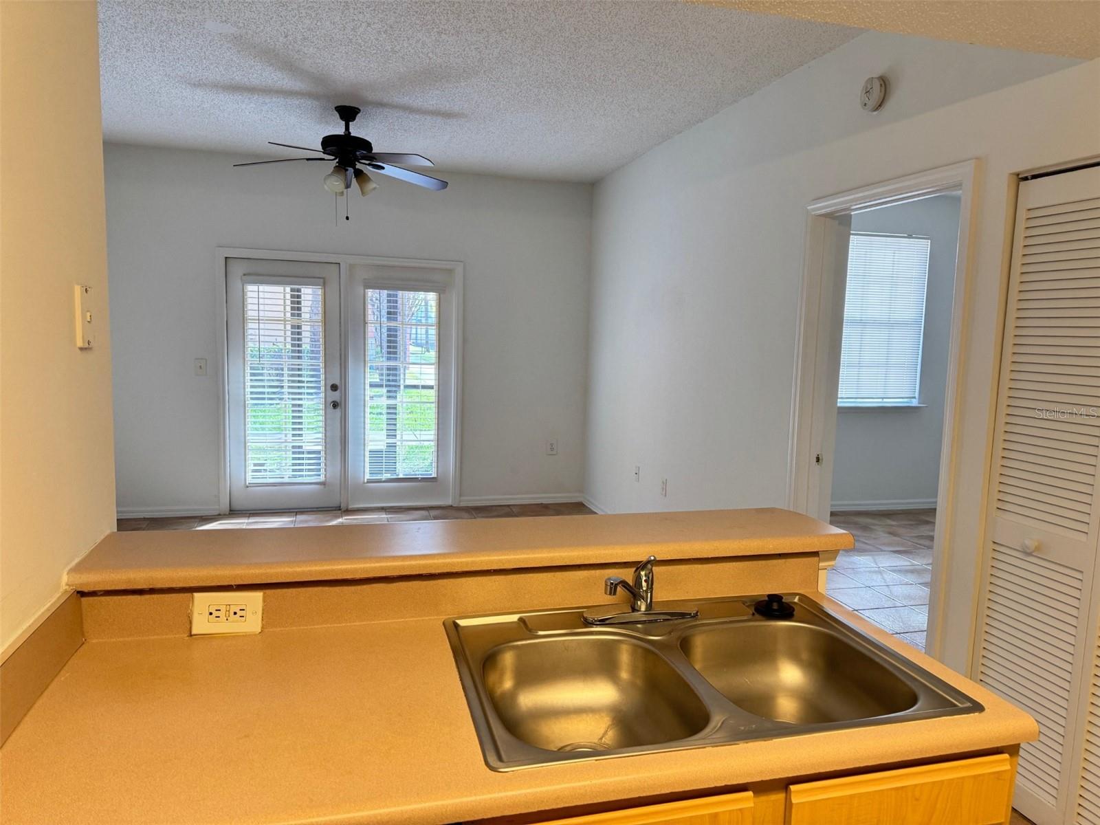 Image 7 of 17 For 10831 Windsor Walk Drive 104