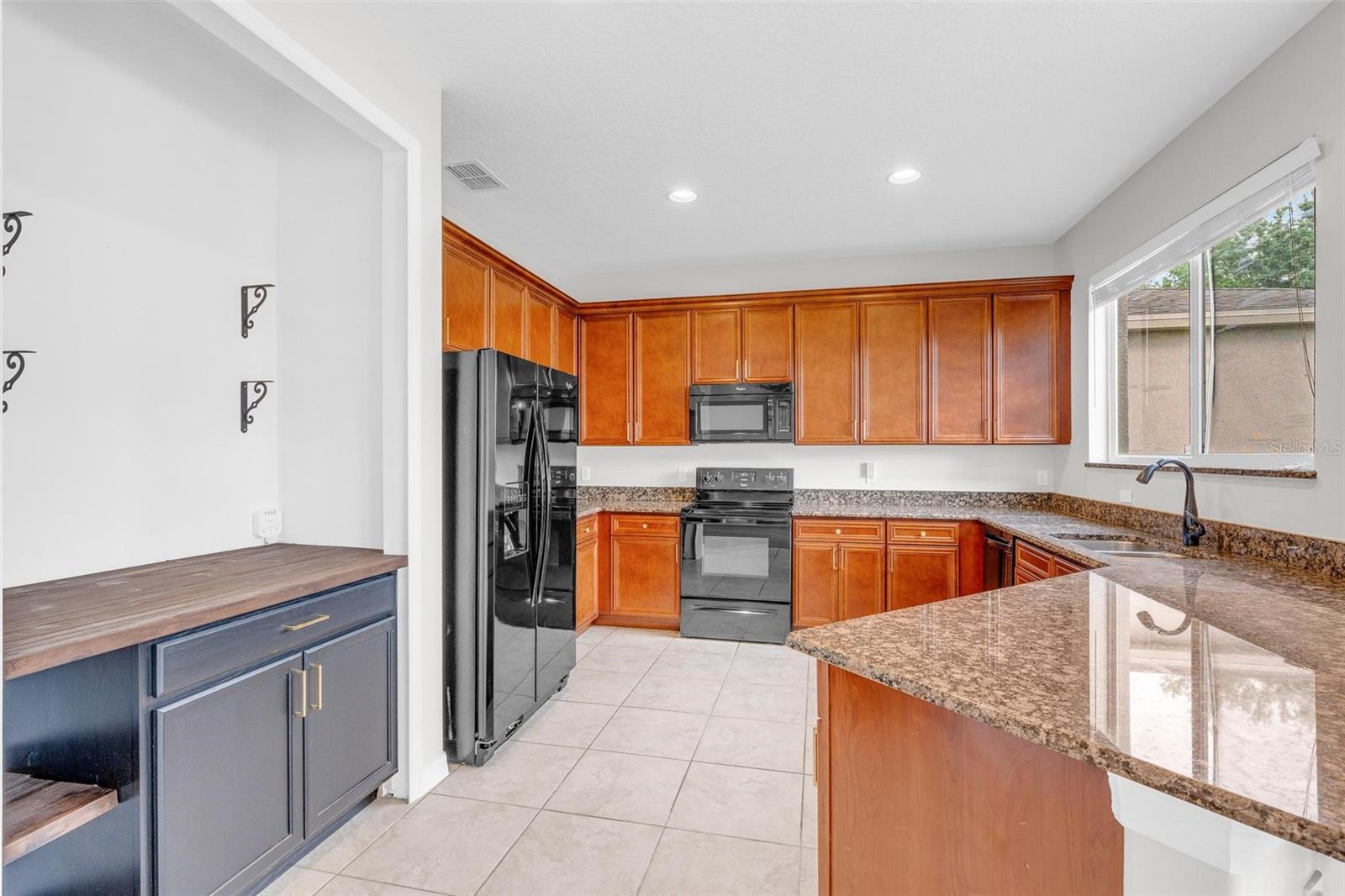 Image 13 of 67 For 13066 Hatherton Circle