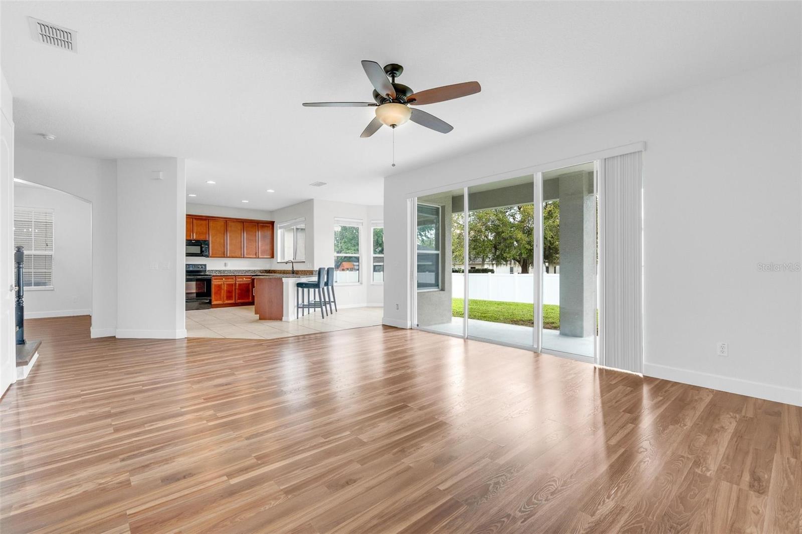 Image 17 of 67 For 13066 Hatherton Circle