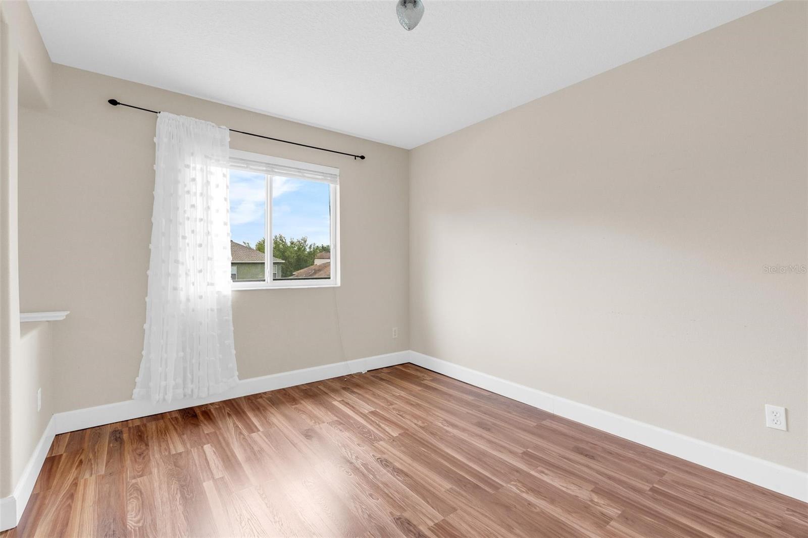 Image 35 of 67 For 13066 Hatherton Circle