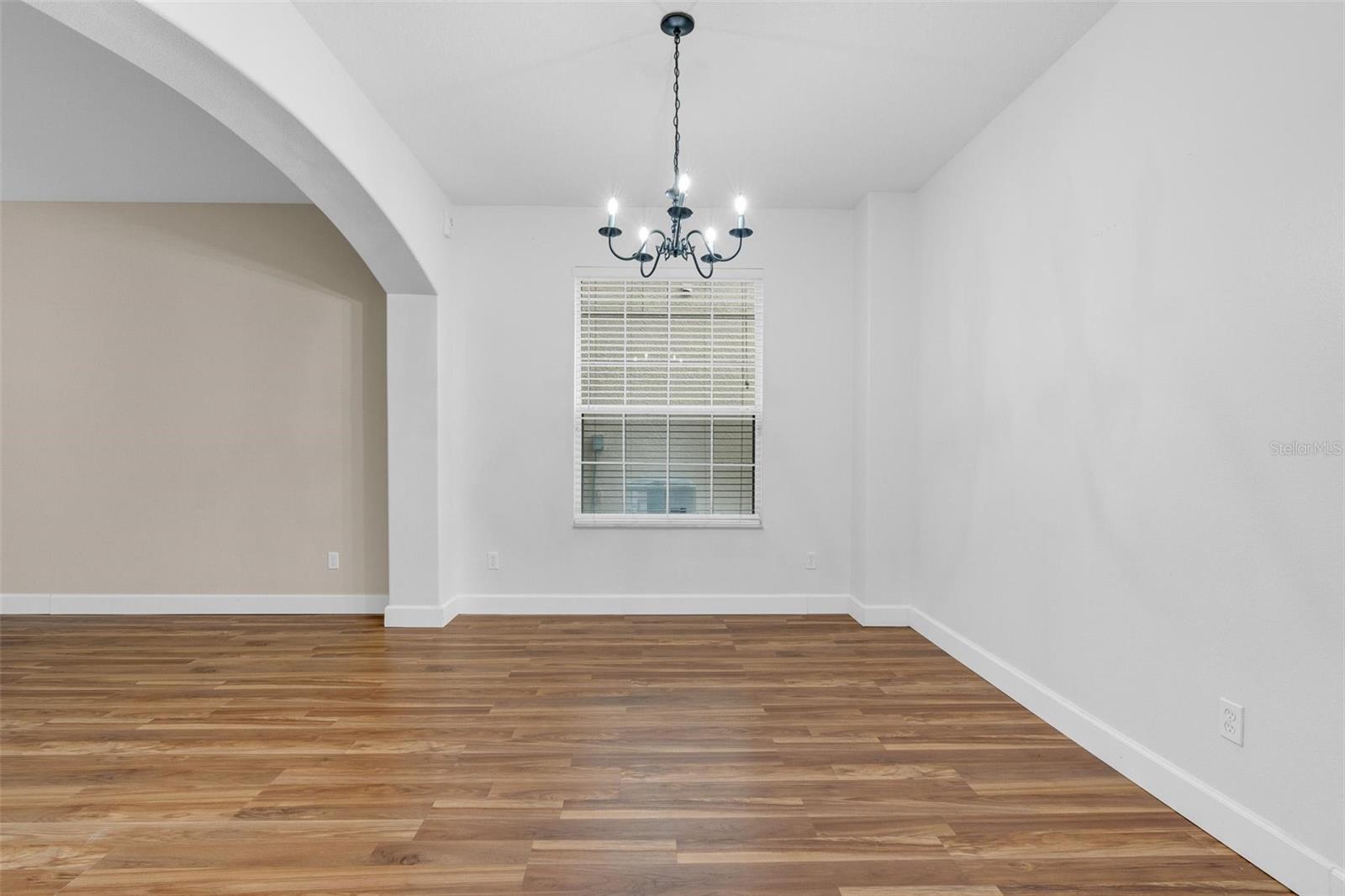 Image 7 of 67 For 13066 Hatherton Circle