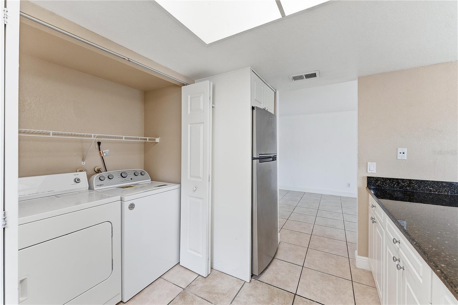 Image 16 of 29 For 9950 Turf Way 4