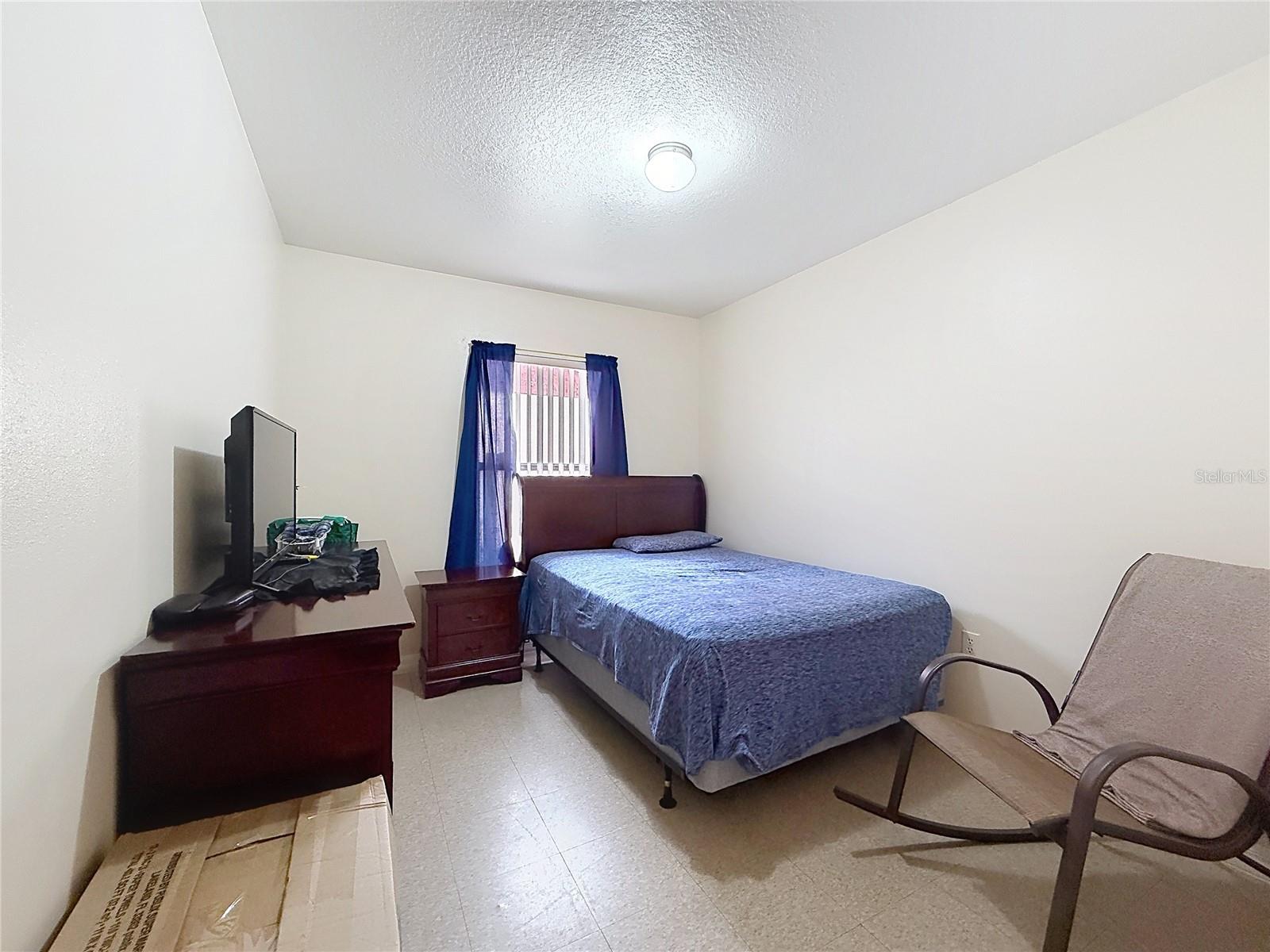 Image 20 of 32 For 522-524 Imperial Place