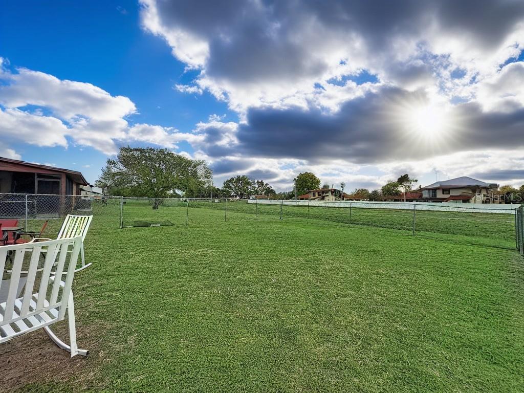 Image 31 of 32 For 522-524 Imperial Place