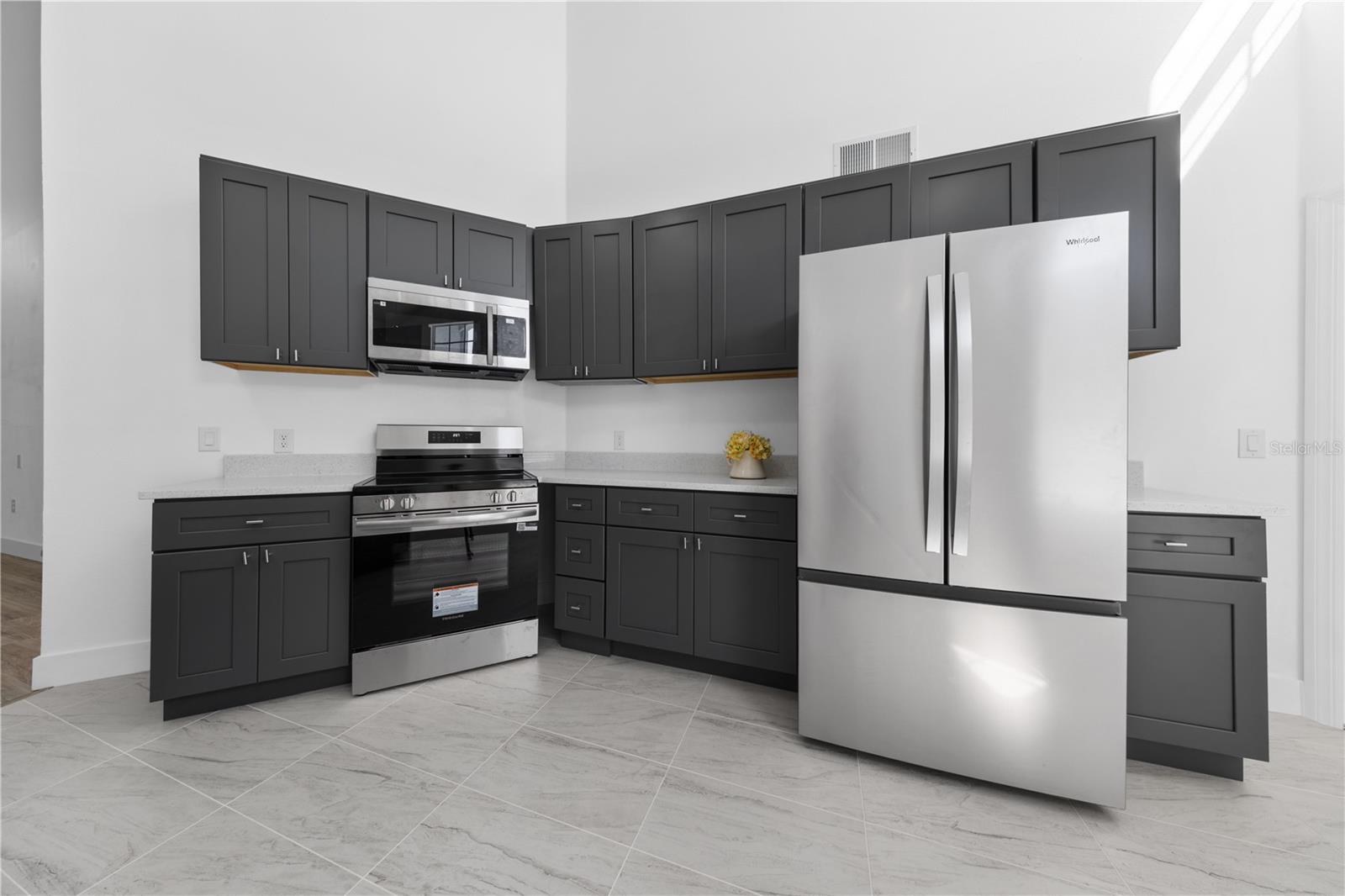 Image 10 of 66 For 449 Majesty Drive