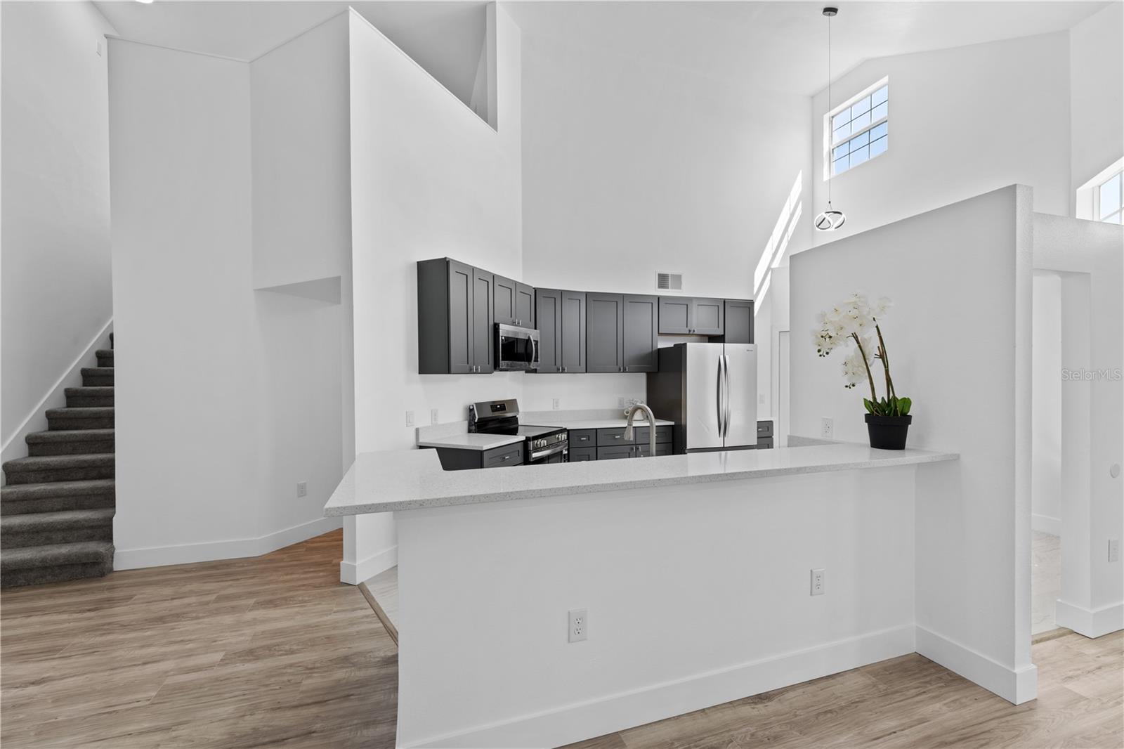 Image 14 of 66 For 449 Majesty Drive