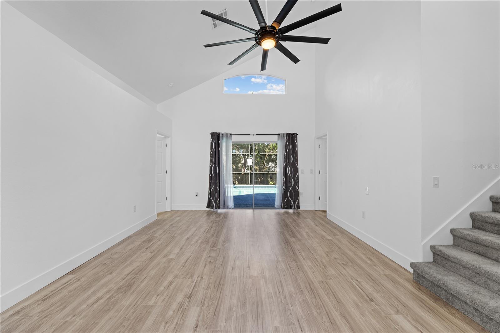 Image 15 of 66 For 449 Majesty Drive