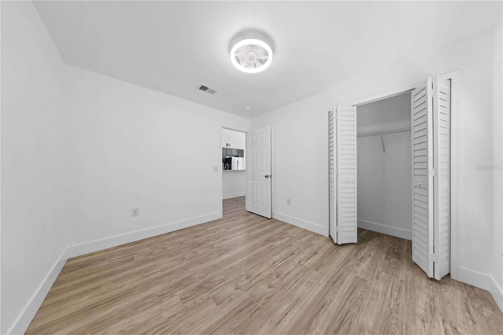 Image 21 of 66 For 449 Majesty Drive