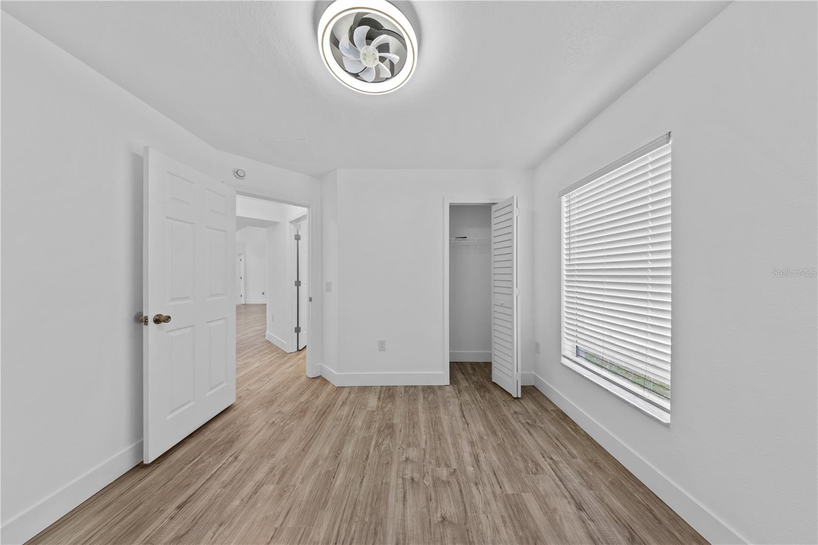 Image 25 of 66 For 449 Majesty Drive