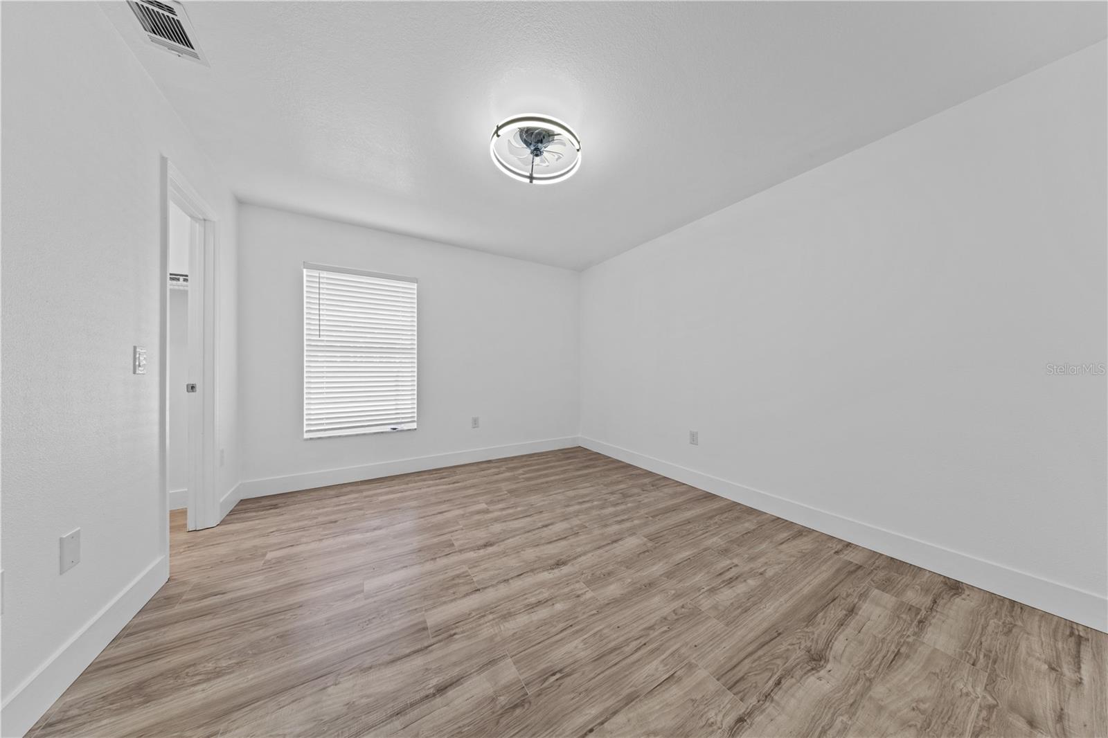 Image 31 of 66 For 449 Majesty Drive