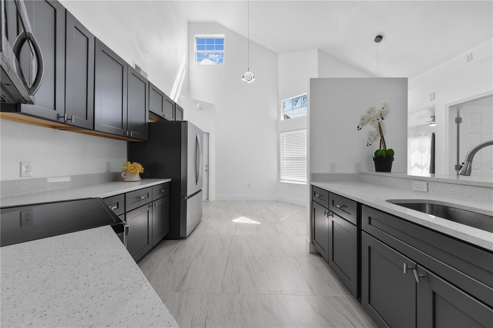 Image 9 of 66 For 449 Majesty Drive