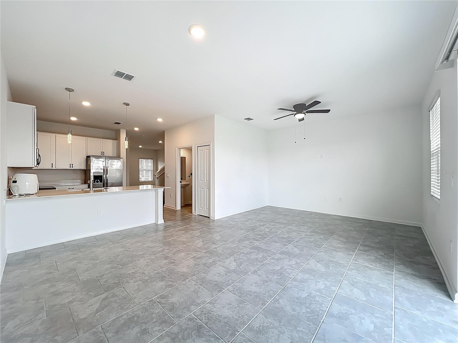 Image 10 of 48 For 3185 Laurent Loop