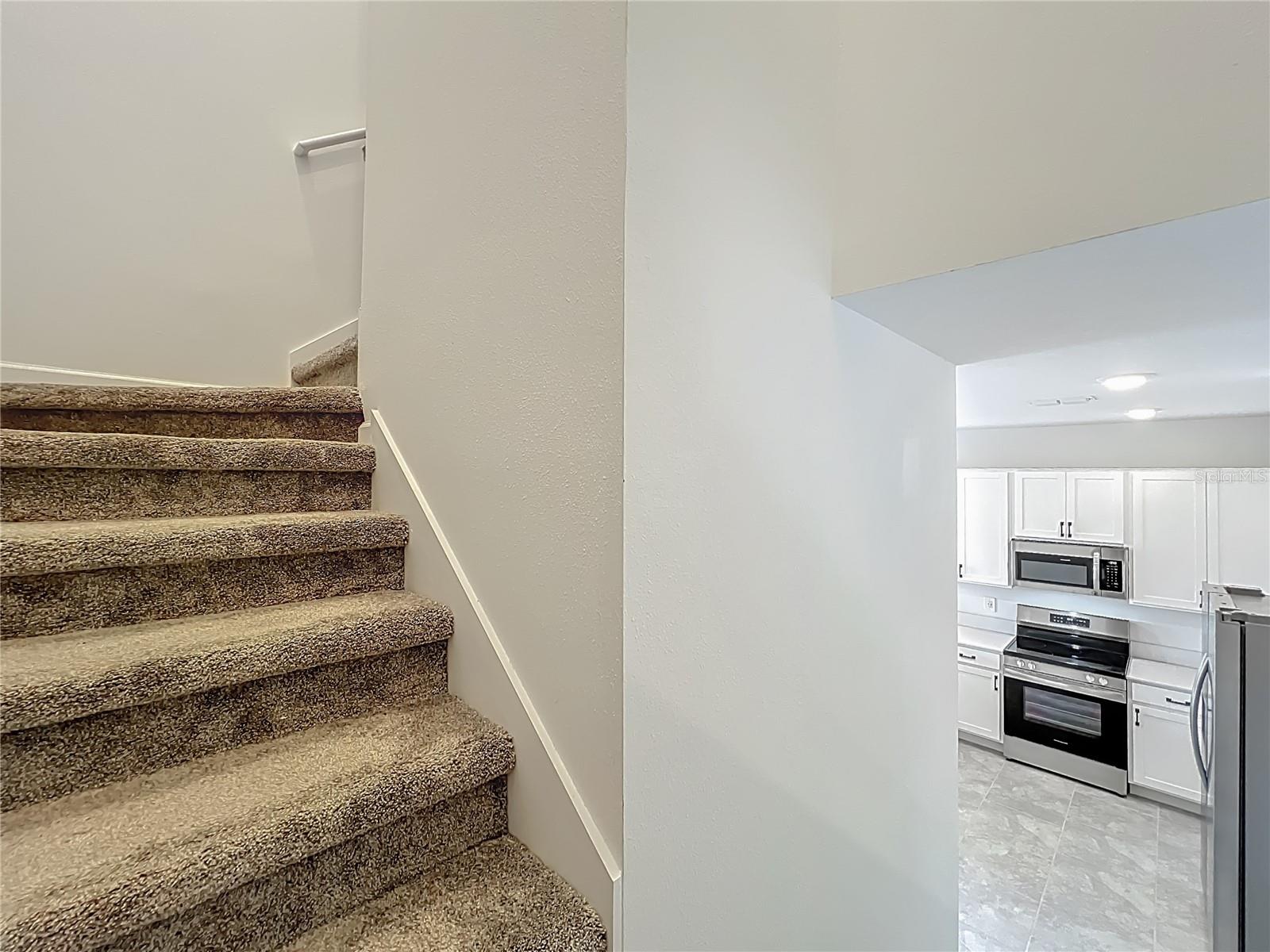 Image 20 of 48 For 3185 Laurent Loop