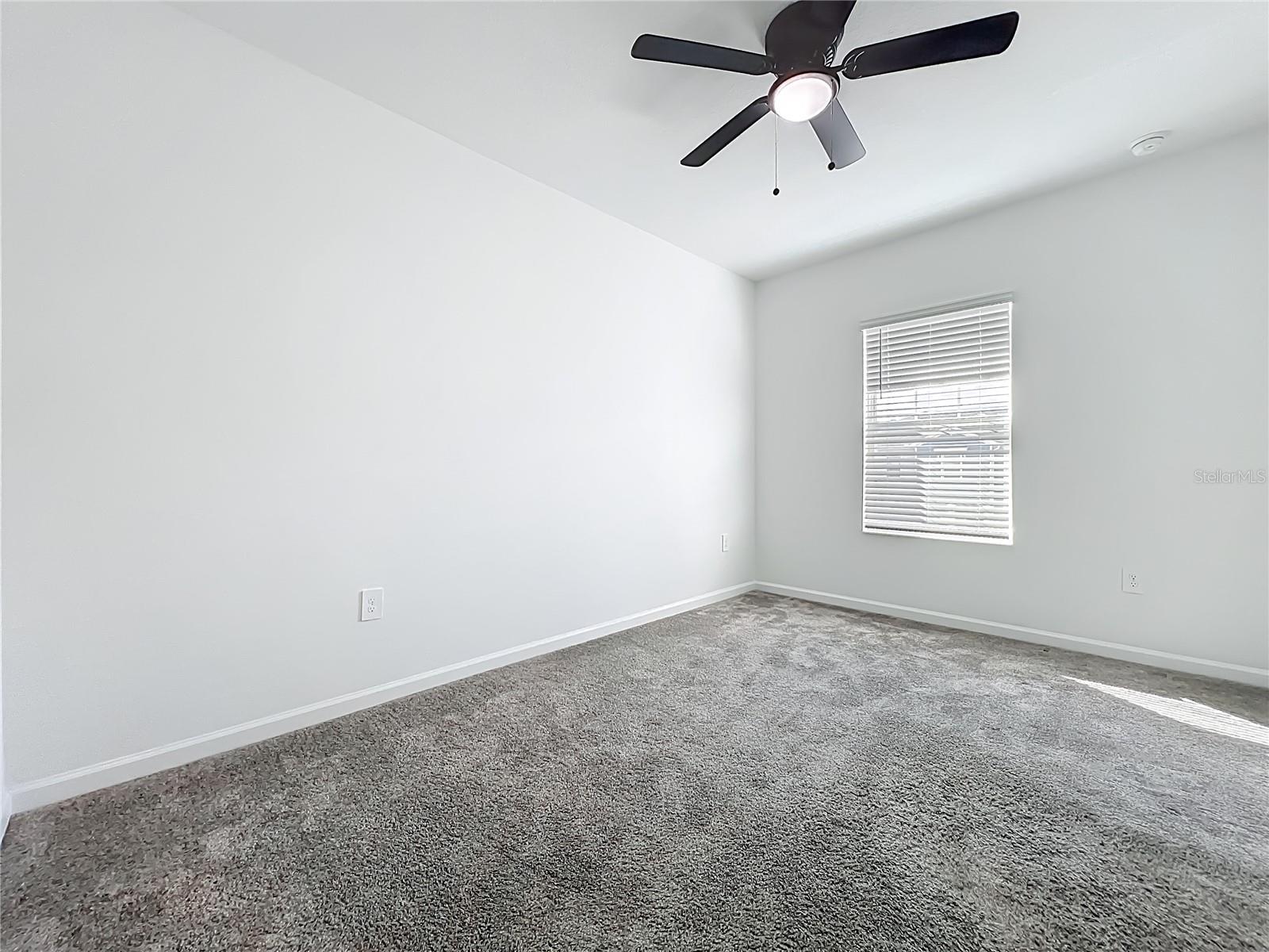 Image 27 of 48 For 3185 Laurent Loop