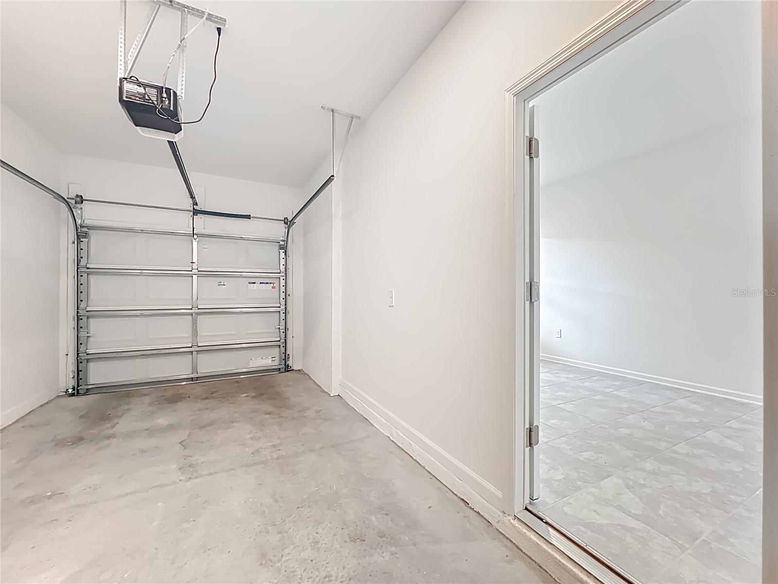 Image 32 of 48 For 3185 Laurent Loop