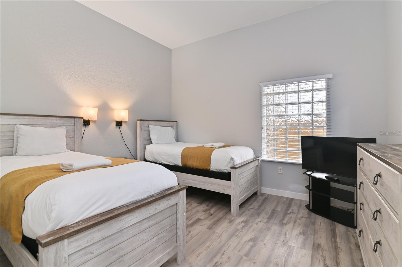 Image 8 of 55 For 9055 Treasure Trove Lane 504