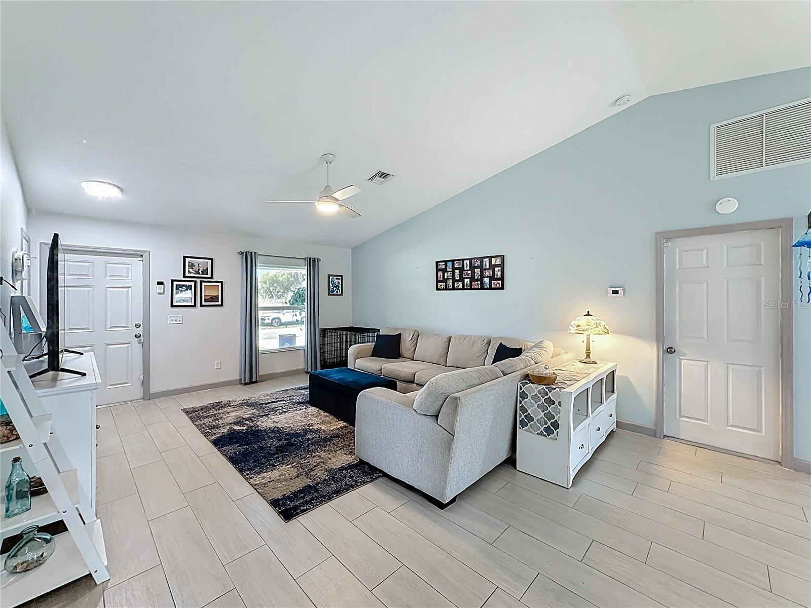 Image 16 of 70 For 1125 19th Street Sw