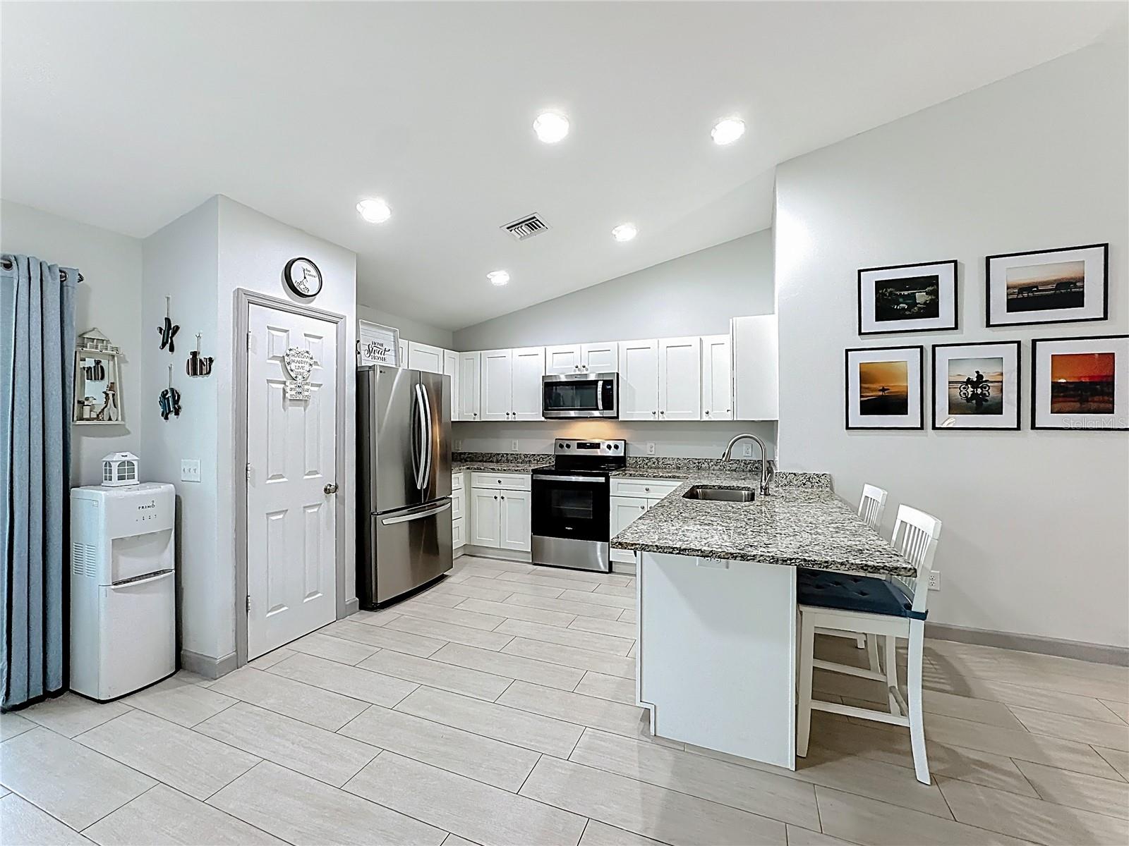 Image 18 of 70 For 1125 19th Street Sw