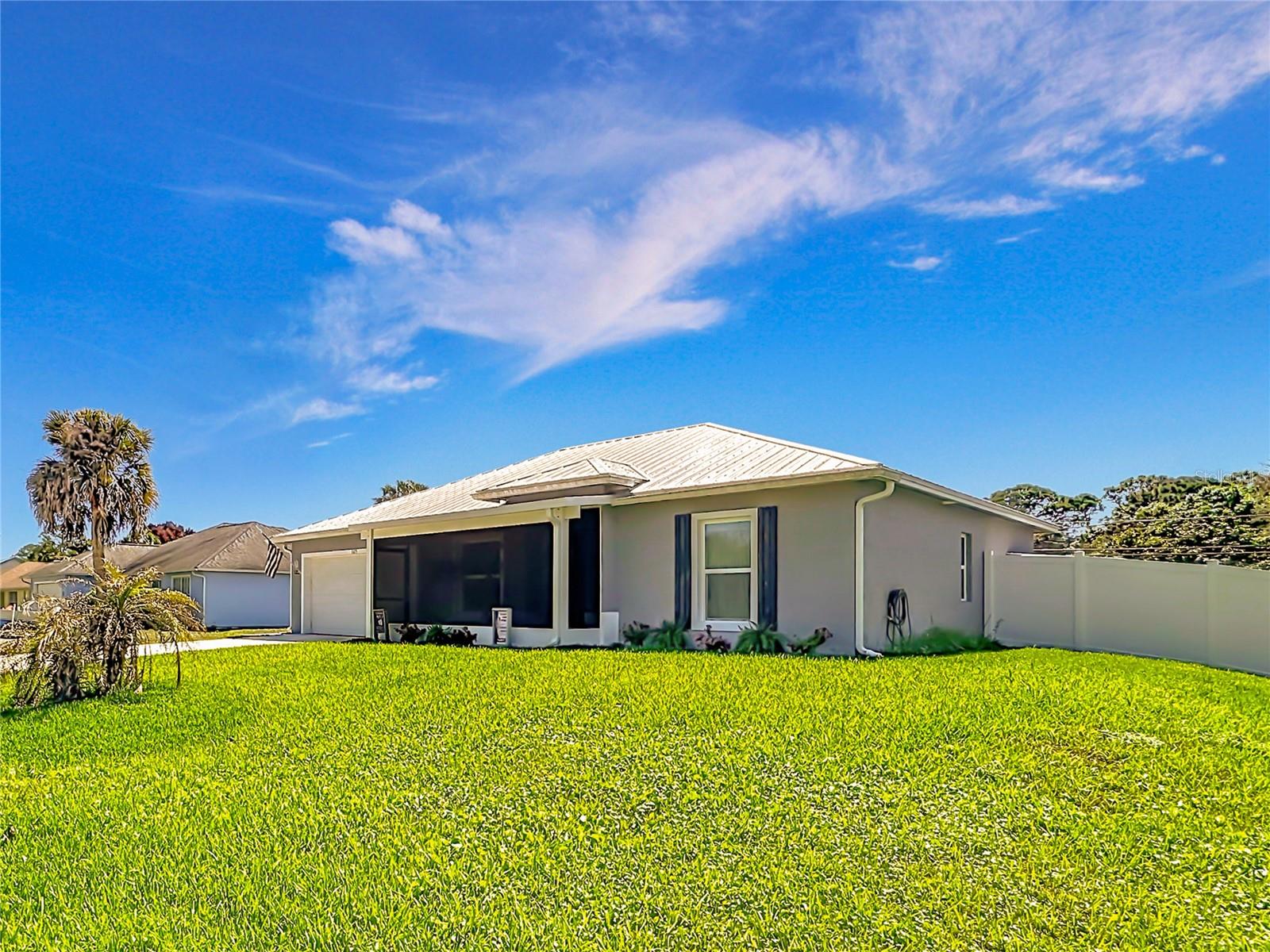 Image 3 of 70 For 1125 19th Street Sw