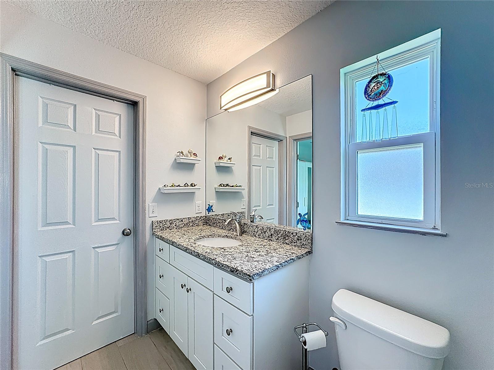 Image 43 of 70 For 1125 19th Street Sw